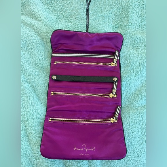 HENRI BENDEL SATIN ROLL JEWELRY TRAVEL CASE - Picture 4 of 8